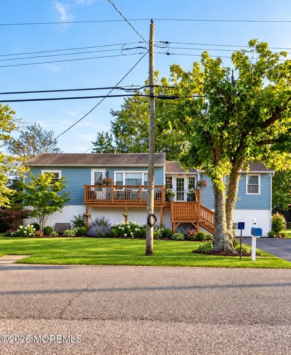194 Brennan Concourse, Bayville, NJ 08721