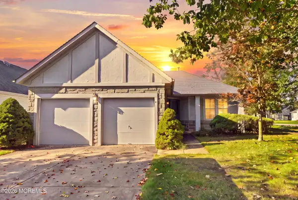 2 Pomeroy Court, Jackson, NJ 08527