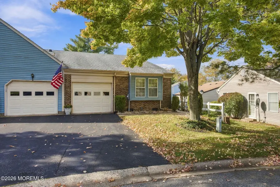 2A John Adams Court, Monroe, NJ 08831 - #3