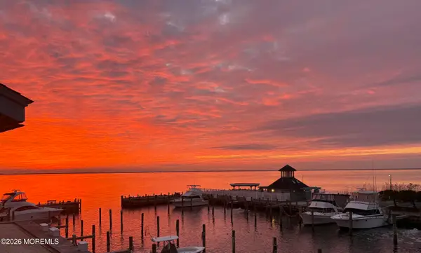 9 Grand Bay Harbor Drive, Waretown, NJ 08758