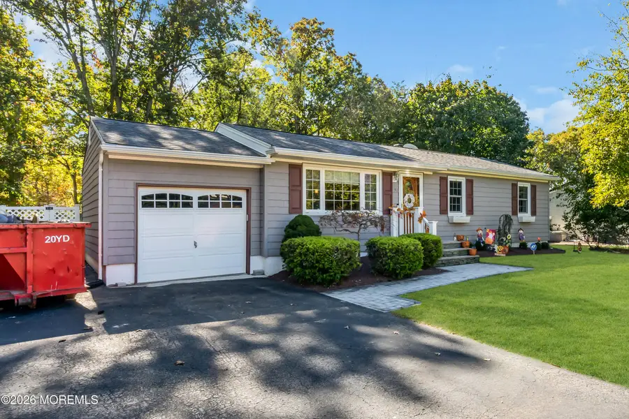 33 Brookside Drive, Howell, NJ 07731 - #2