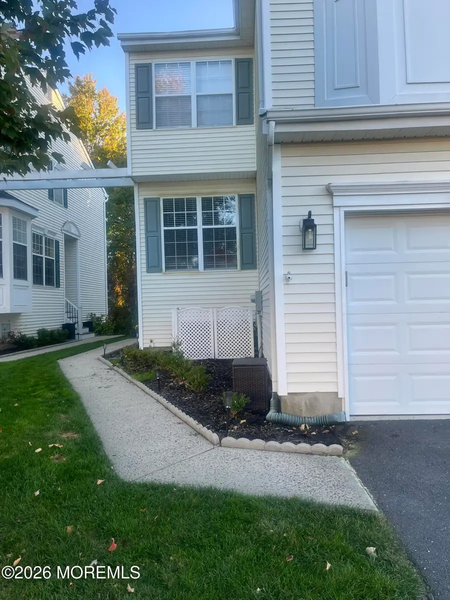29 Cheyenne Street, Tinton Falls, NJ 07712 - #3