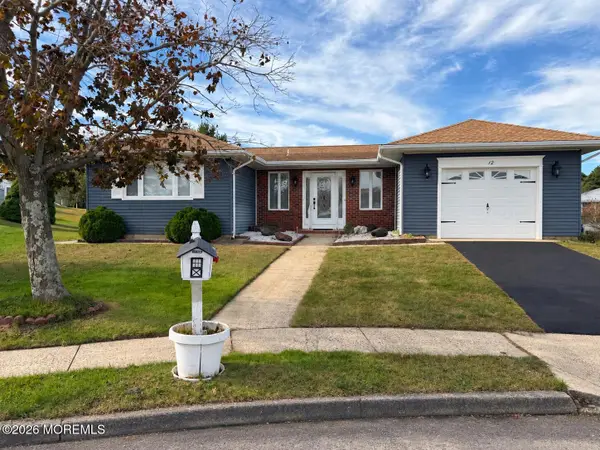 12 Havelock Terrace, Toms River, NJ 08757