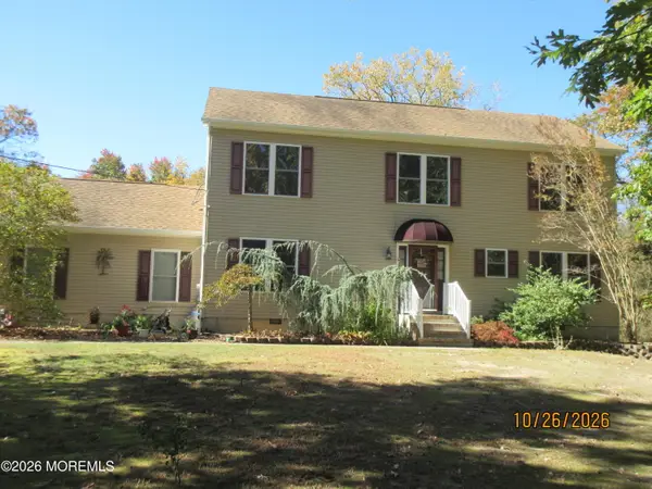 30 Pinewood Road, Howell, NJ 07731