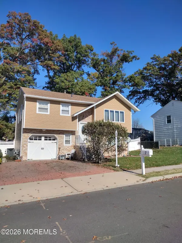 7 Thomas Avenue, South Amboy, NJ 08879