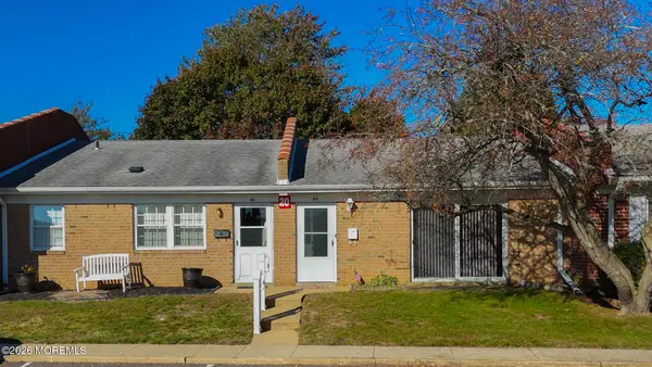 46 Breeze Court #87, Brick, NJ 08724