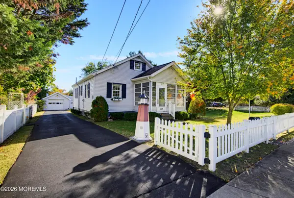 215 Wood Street, Tuckerton, NJ 08087