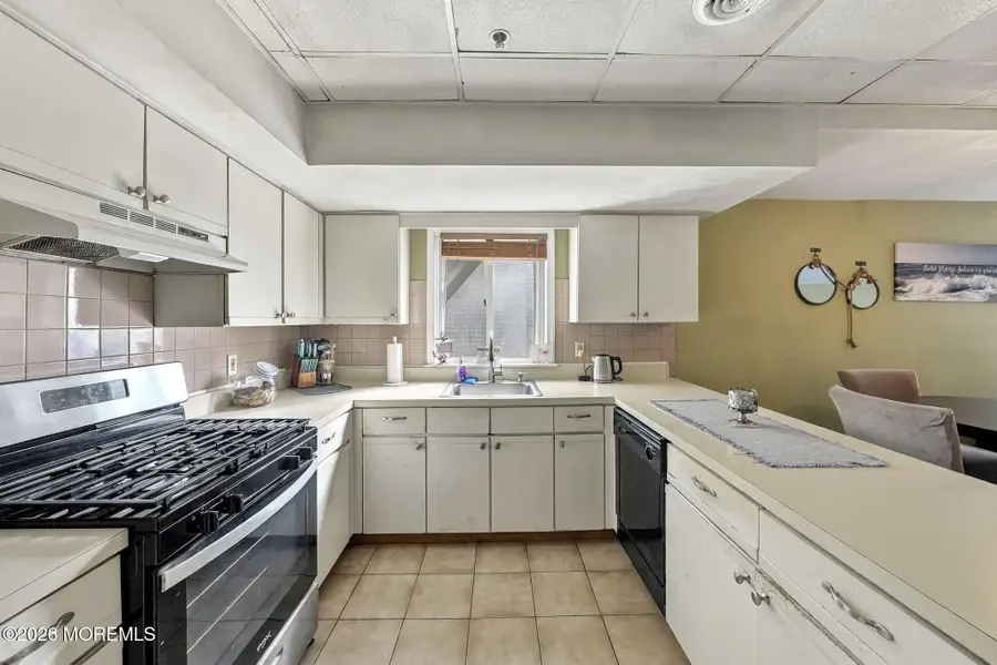100 Navesink Avenue #7, Atlantic Highlands, NJ 07716 - #3