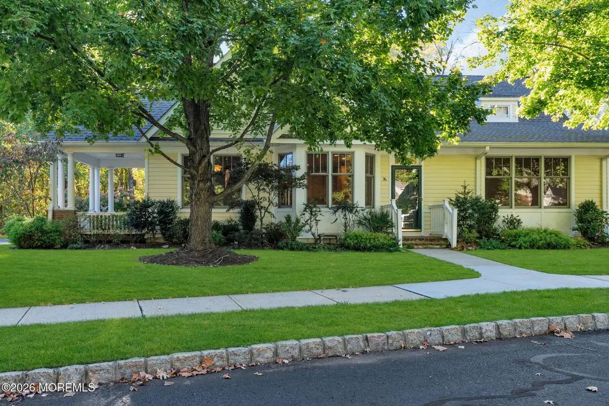 36 Thornbrooke Drive, Shrewsbury, NJ 07702 - #1
