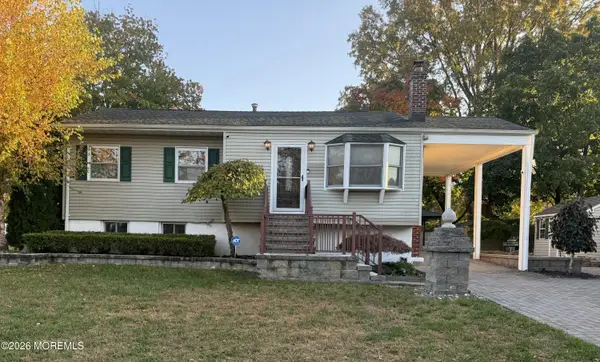 30 Michigan Avenue, Hazlet, NJ 07730