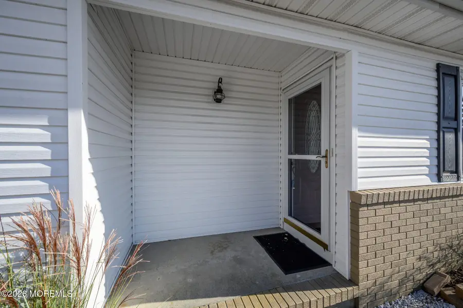 17 Wiltshire Court, Toms River, NJ 08757 - #2