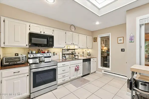 169 Middle Holly Lane #802, Tuckerton, NJ 08087