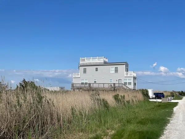 68 Bay Ave Ave, Heislerville, NJ 08324