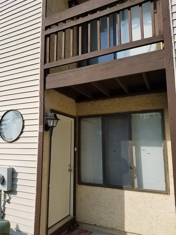 727 Black Horse Pike Apt 2-2 #2-2, Pleasantville, NJ 08232