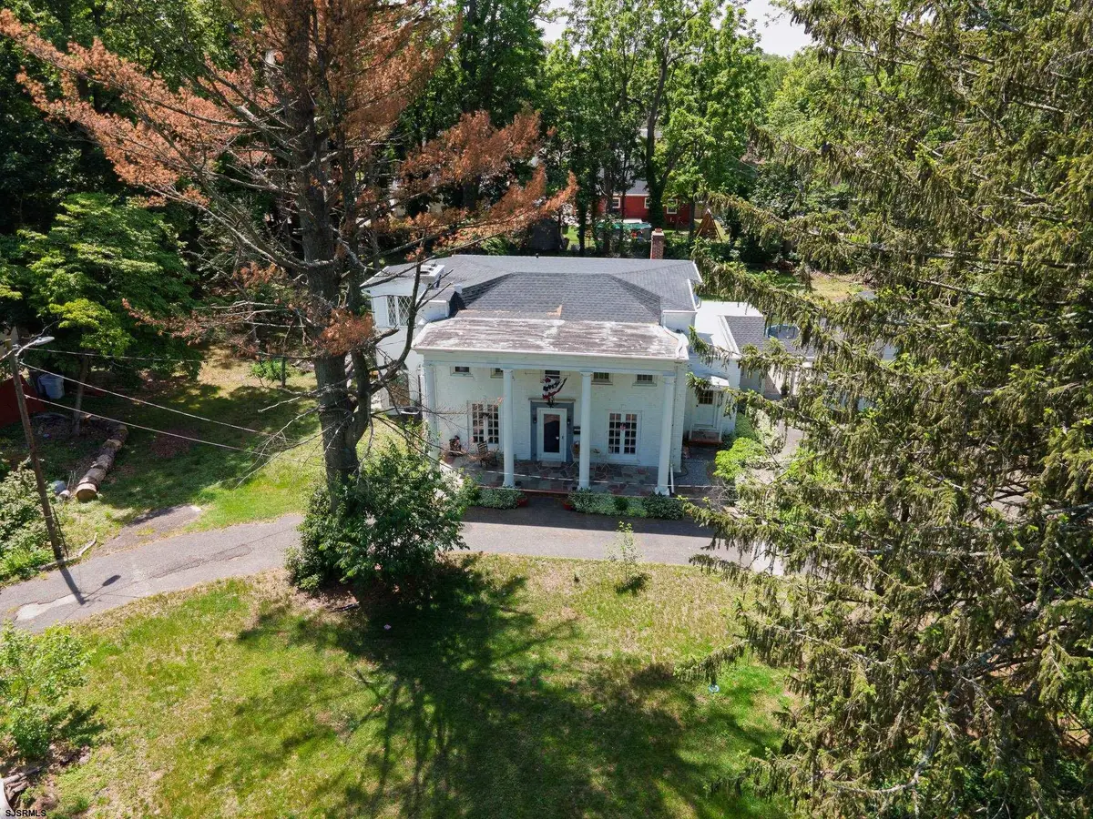 1071 E Park Ave, Vineland, NJ 08360 - Image #1