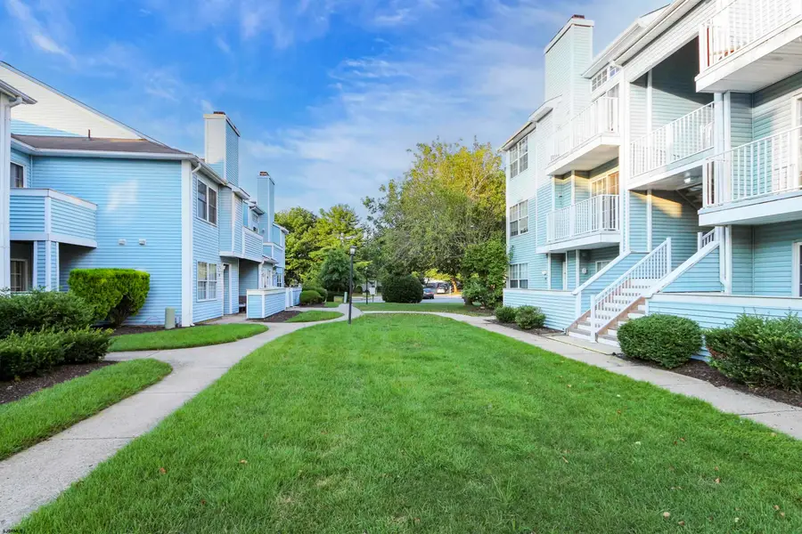 154 Heathercroft #154, Egg Harbor Township, NJ 08234 - Image #2