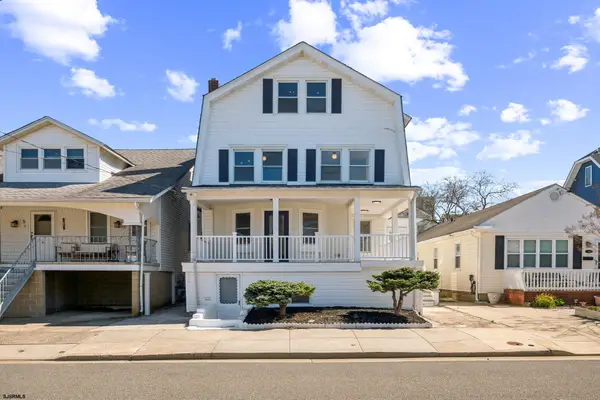 3 N Surrey Ave, Ventnor, NJ 08406