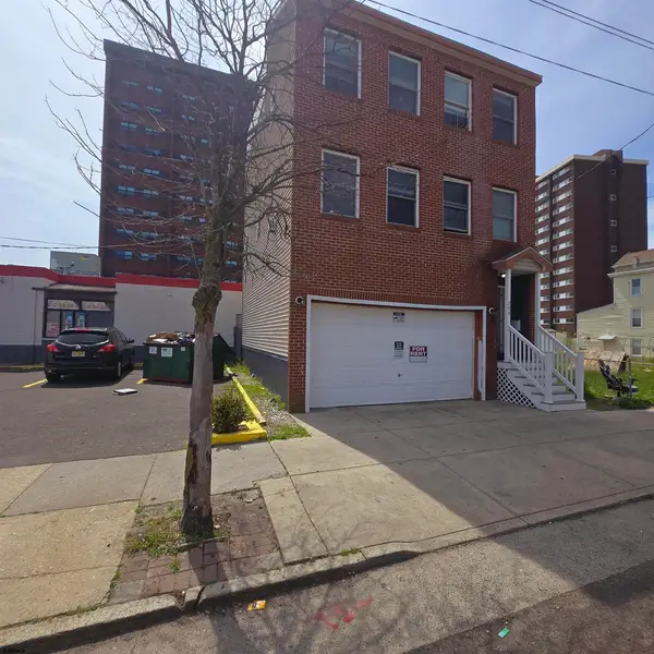 206 N South Carolina Ave, Atlantic City, NJ 08401