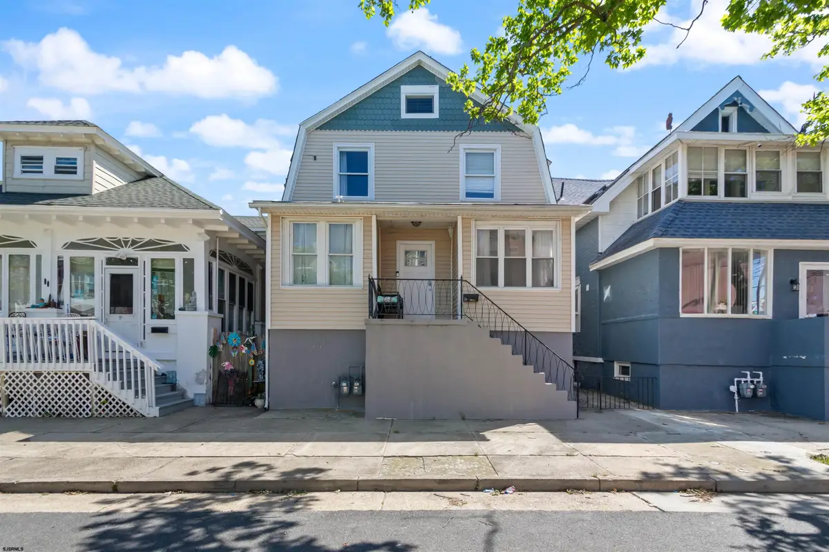 11 N Weymouth Ave Ave, Ventnor City, NJ 08406 - Image #1