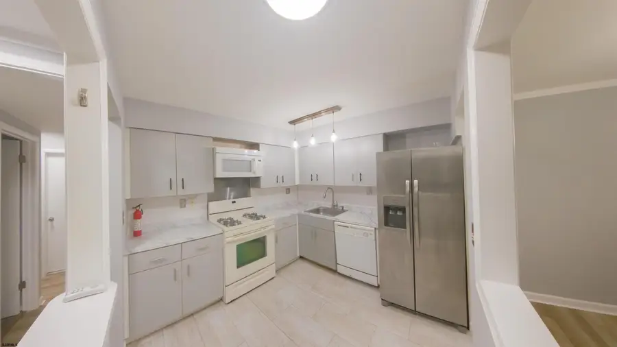 2 Oyster Bay Rd Apt D Road #2D, Absecon, NJ 08201 - Image #3