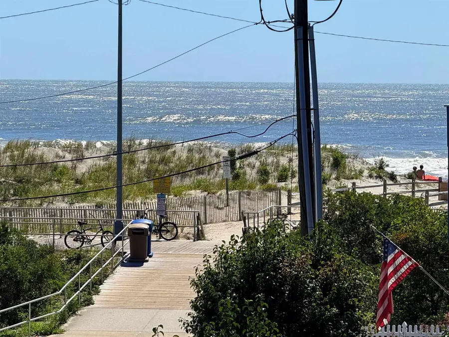 906 Pennlyn Pl #8, Ocean City, NJ 08226 - Image #2