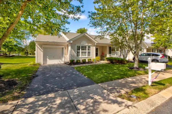 644 E Chancery Ln, Galloway Township, NJ 08205