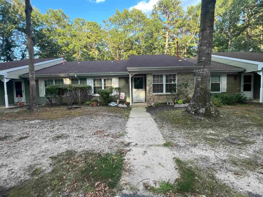 152 Club Pl #152, Galloway, NJ 08205 - Image #2