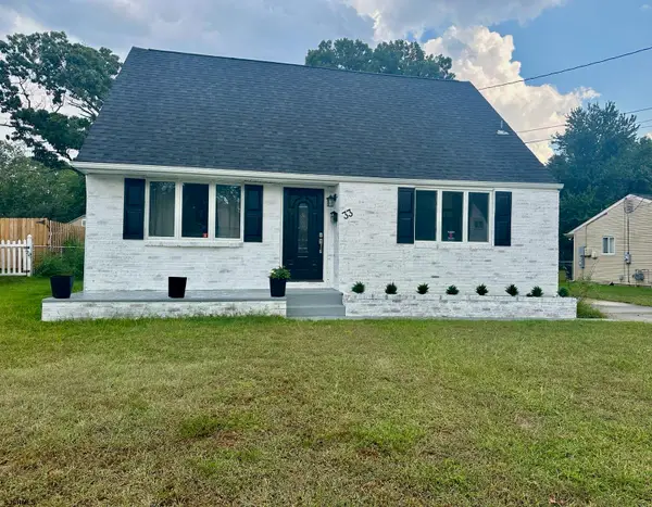 33 Mac Knight Dr Dr, Pine Hill Borough, NJ 08021-6569