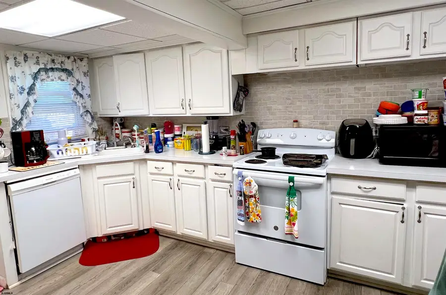 1 Lafayette Ave, Weymouth, NJ 08330 - Image #2