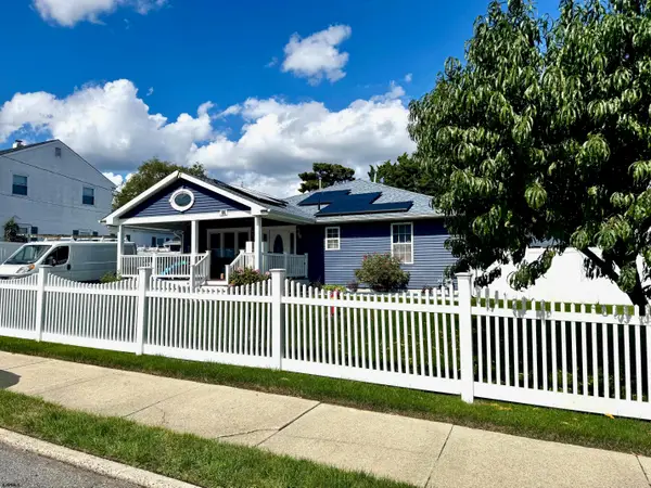 44 E Lindley Av, Pleasantville, NJ 08232-1112