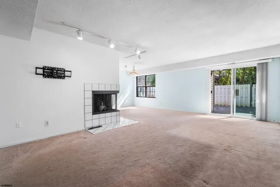 718 Cardinal Way, Galloway, NJ 08205 - Image #2