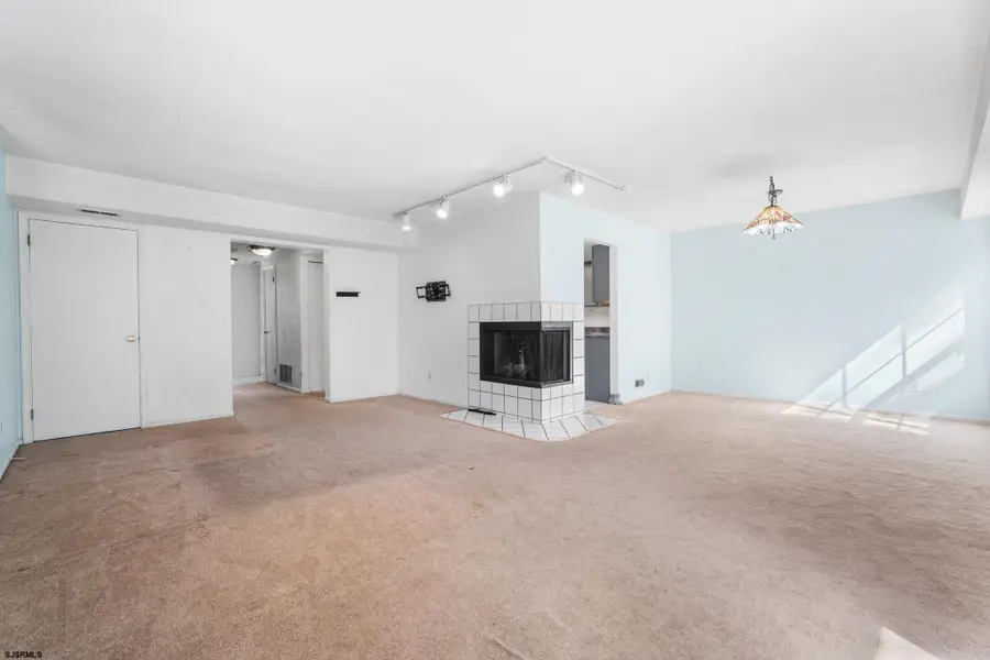 718 Cardinal Way, Galloway, NJ 08205 - Image #3