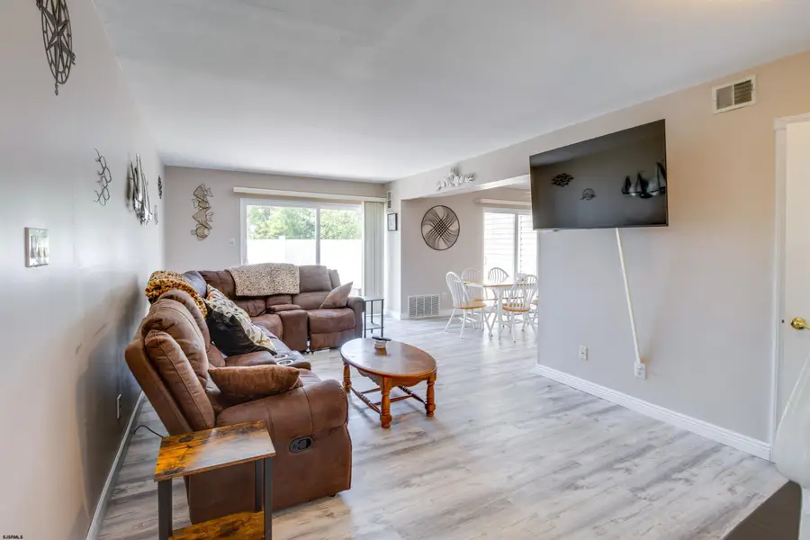 134 44th St S #D, Brigantine, NJ 08203 - Image #2