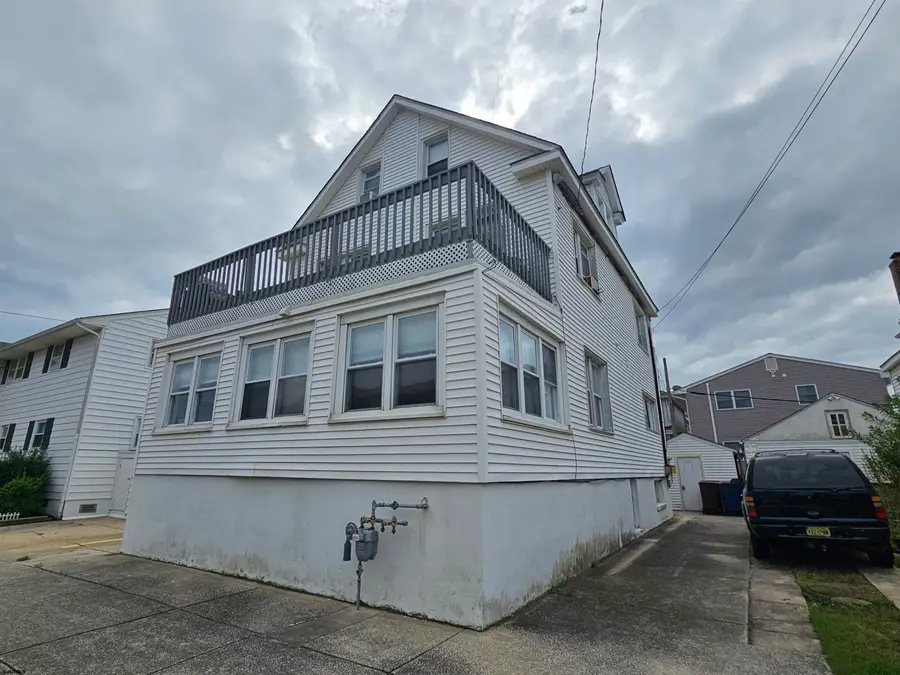 2 N Newark Ave, Ventnor City, NJ 08406 - Image #2