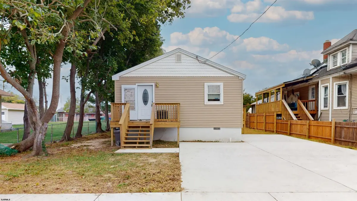 15 W Floral Ave Ave, Pleasantville, NJ 08232 - Image #1