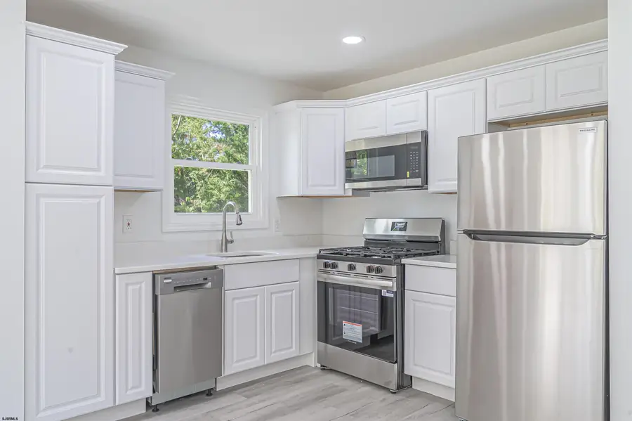 25 Robin Road, Egg Harbor Township, NJ 08234 - Image #2