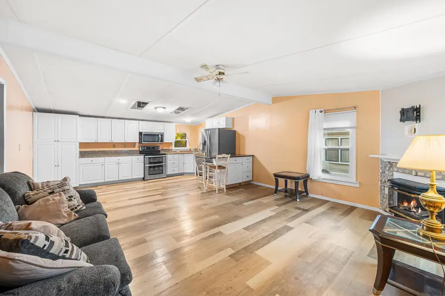 4 Locust Ct, Mays Landing, NJ 08330 - Image #3