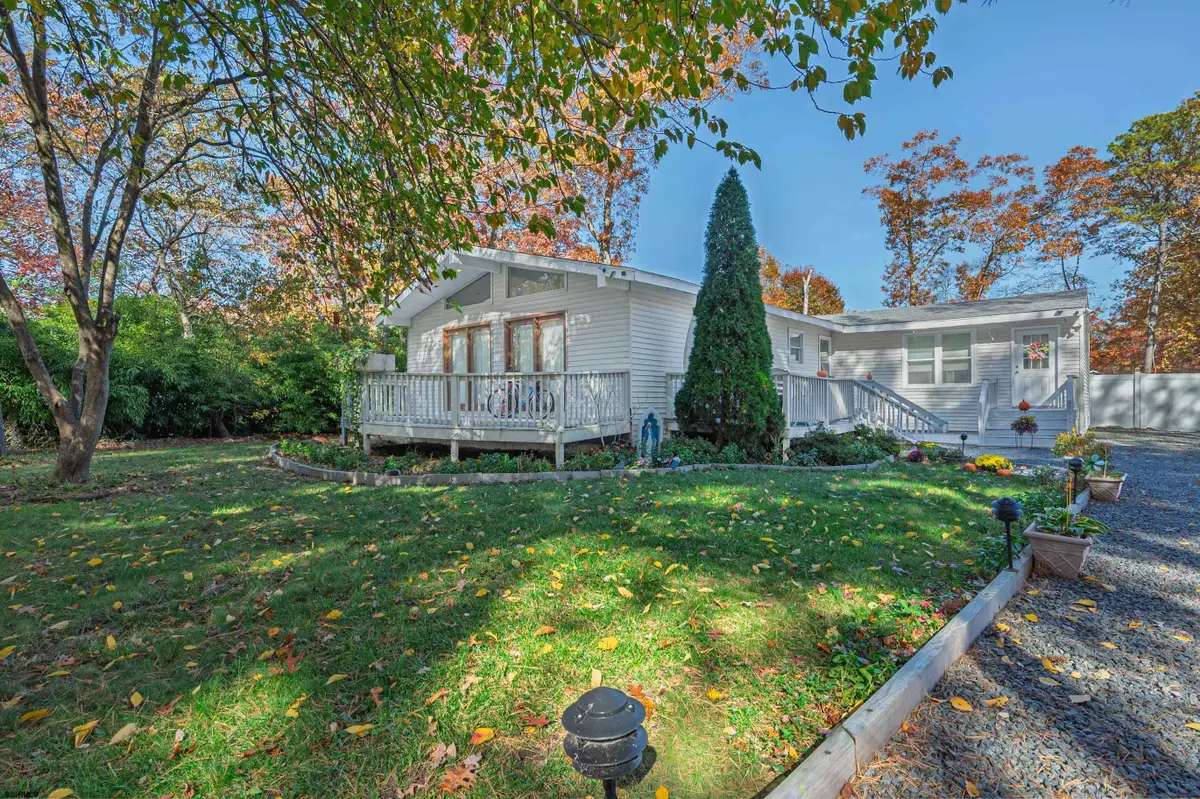 303 E Oakbourne Ave, Galloway, NJ 08205 - #1