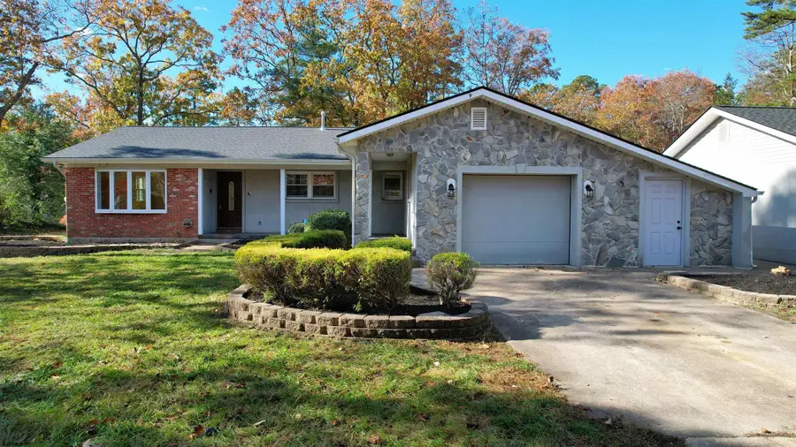 119 E Collings Dr, Williamstown, NJ 08094-2622 - Image #2