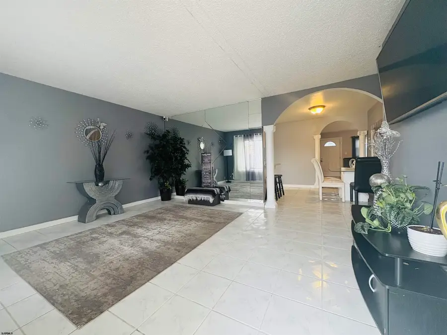 306 Rhodes Ave, Egg Harbor Township, NJ 08234 - Image #3