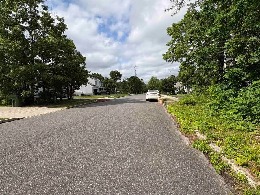 124 Leo Ave, Egg Harbor Township, NJ 08234 - Image #3