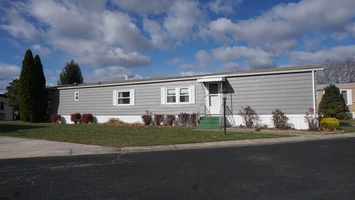 572 Miles Standish Dr, Buena Vista Township, NJ 08310 - Image #1