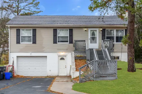 5926 Berry Dr, Mays Landing, NJ 08330