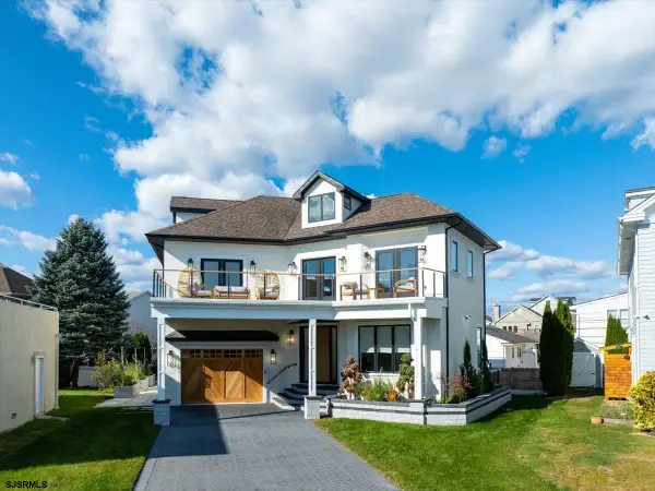 31 Seaside, Margate, NJ 08402