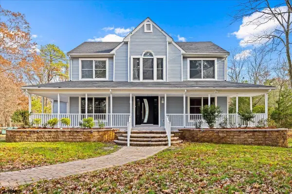 240 N Odessa Ave, Egg Harbor City, NJ 08215