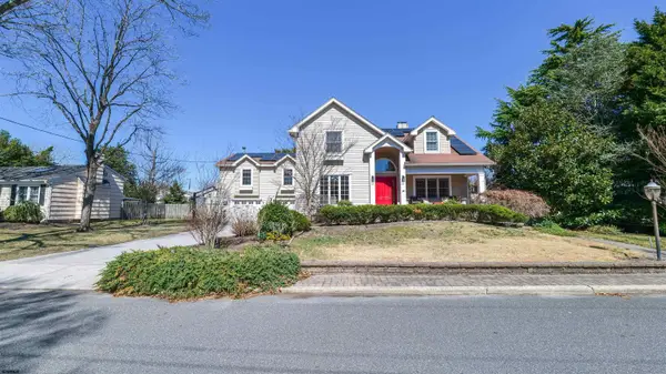 10 E Sunset Ave, Linwood, NJ 08221