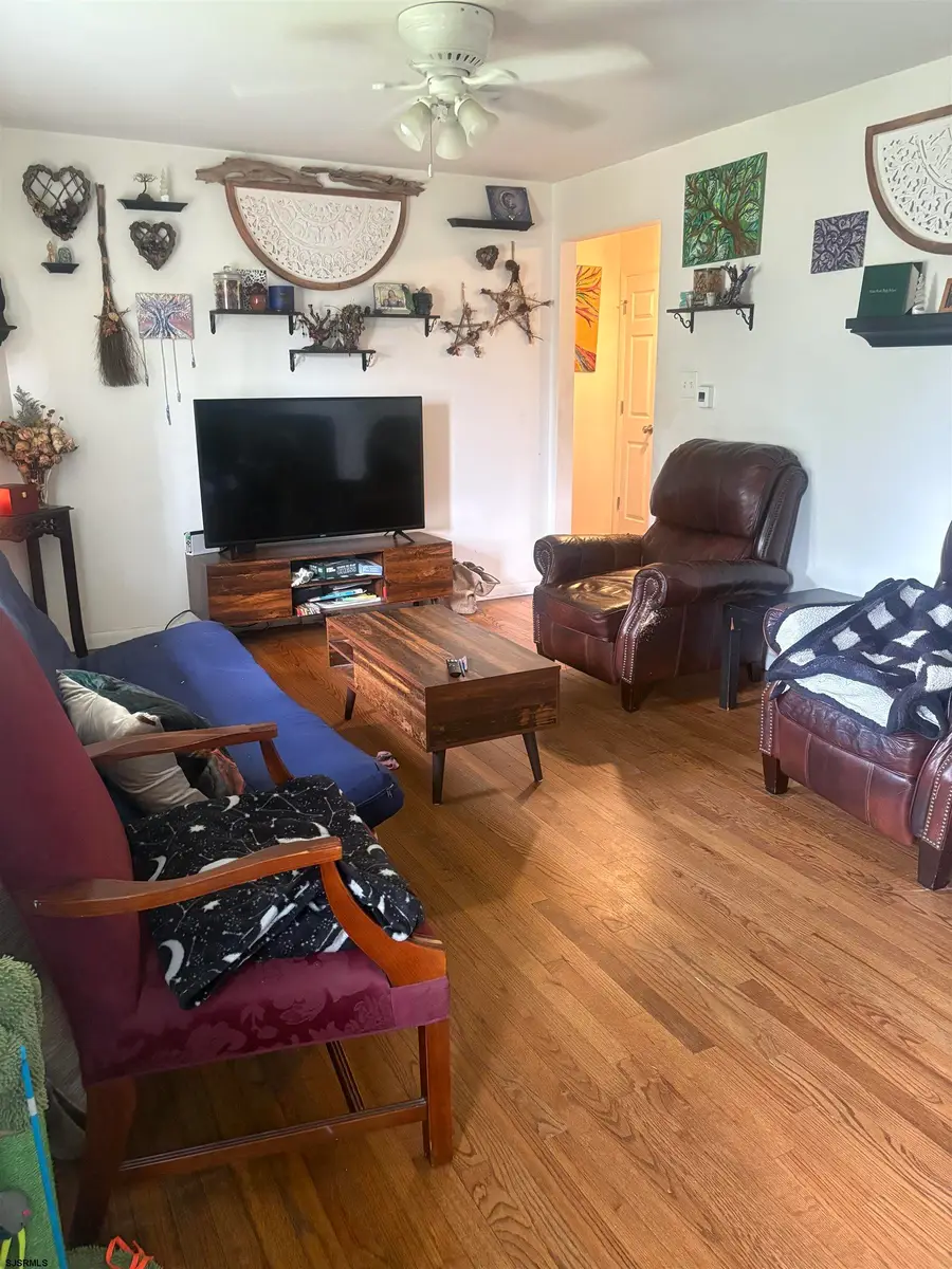 616 Buffalo Ave Ave, Egg Harbor City, NJ 08215 - Image #3