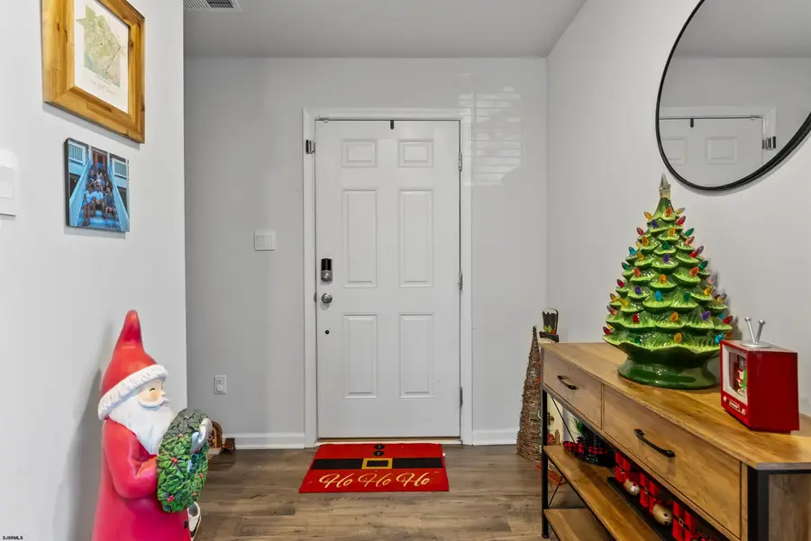 10 Pin Oak Dr, McKee City, NJ 08330 - Image #2