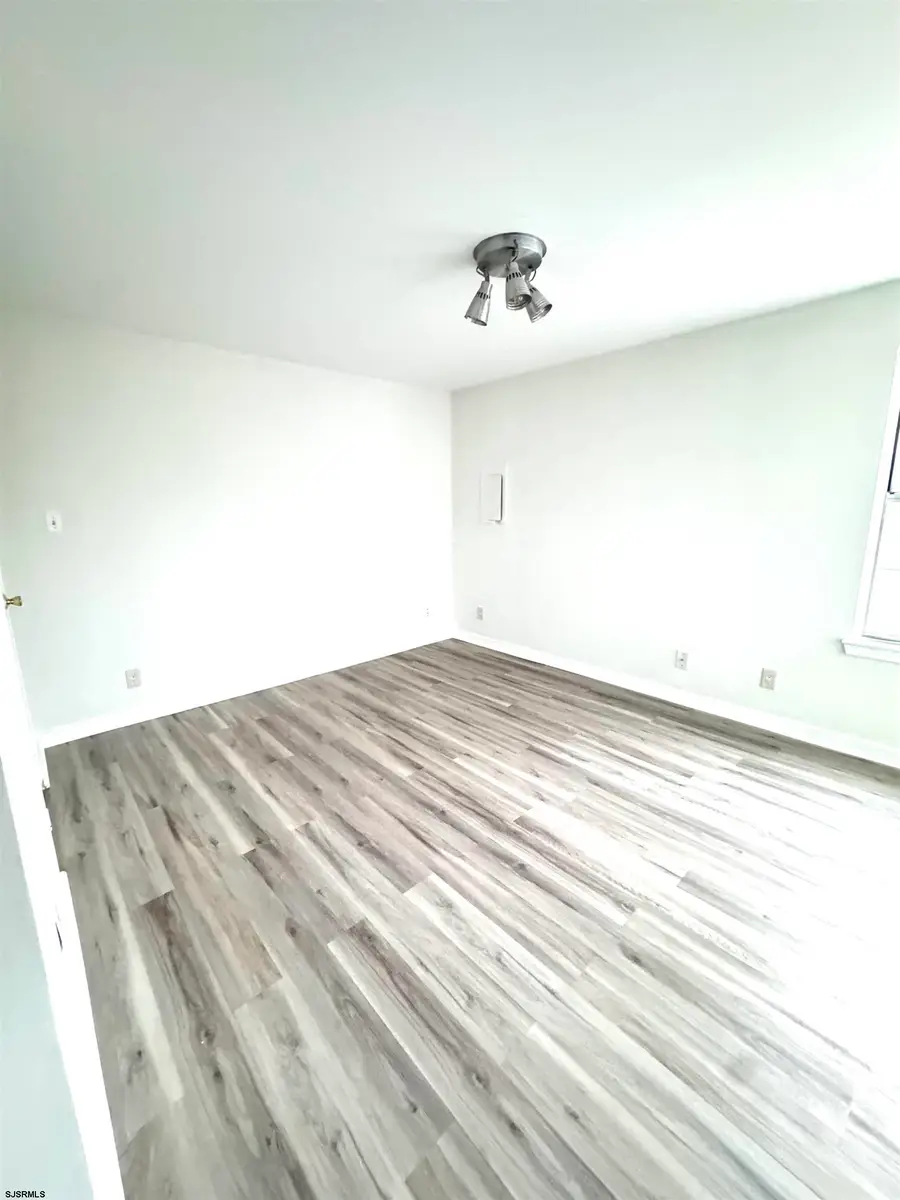 208 Heather Croft #208, Egg Harbor Township, NJ 08234 - Image #2