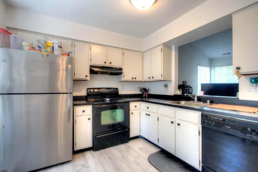 103 Edgewater Dr #103, Galloway, NJ 08205 - Image #3